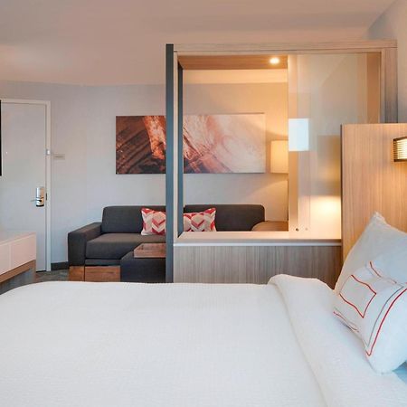 Springhill Suites By Marriott Hampton Portsmouth Екстер'єр фото